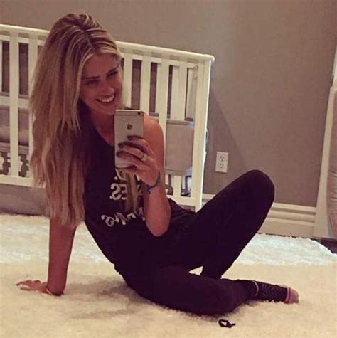 Stripped Down & Out Of Control! Christina El Moussa’s